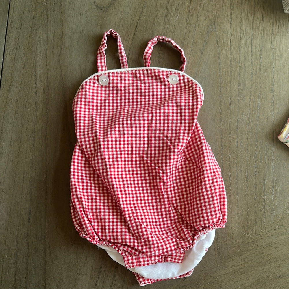 Southern Sunshine Kids 12 mo EUC